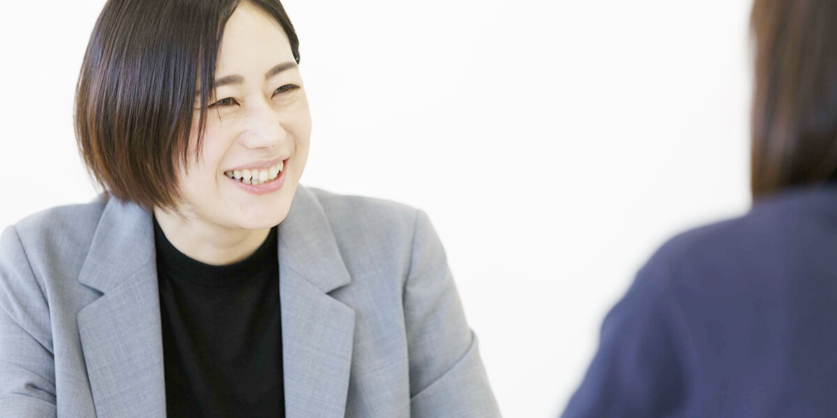 女性スタッフのイメージ
